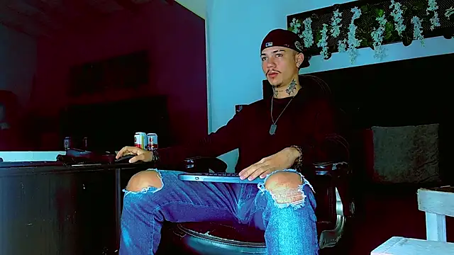 HannibalLester online show from 04-02-26, 05:05