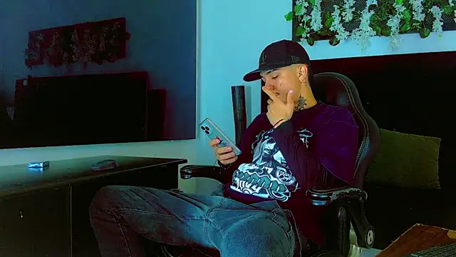 HannibalLester online show from 04-22-26, 04:48