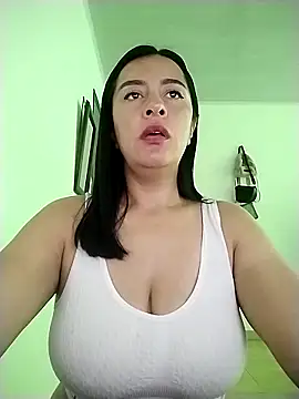 Snapshot of hailey85 chatting on 03-03-26, 05:08 hailey85 online show from 03-03-26, 05:08