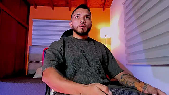 maximusclark1 online show from 02-23-26, 11:13