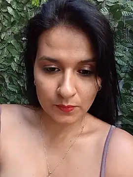 elena jonees online show from 07-08-26, 08:46