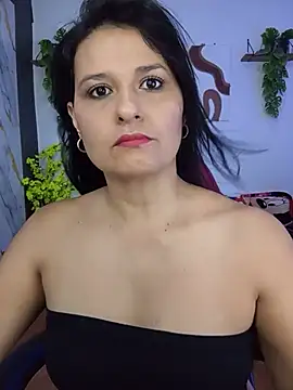 elena jonees online show from 07-13-26, 05:27