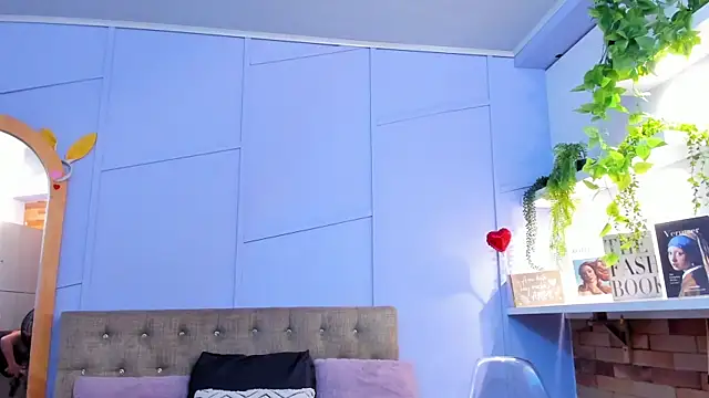 nathalie rossel online show from 09-09-25, 07:52