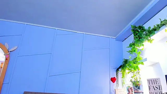 nathalie rossel online show from 10-27-25, 07:07