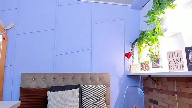 nathalie rossel online show from 10-29-25, 07:04