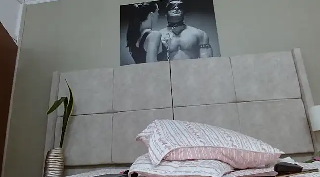 Snapshot of sweet_amalia4 chatting on 03-02-25, 01:47 sweet amalia4 online show from 03-02-25, 01:47