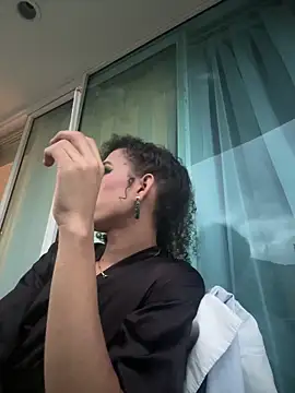 Snapshot of sweet_amalia4 chatting on 01-31-26, 11:03 sweet amalia4 online show from 01-31-26, 11:03