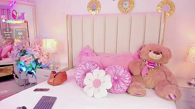 evangelin ts online show from 04-06-26, 01:23