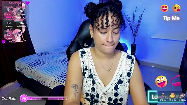 Snapshot of eva_ashford chatting on 12-04-24, 12:36 eva ashford online show from 12-04-24, 12:36