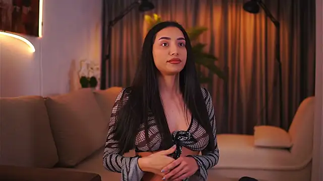 Snapshot of GinaValentinna chatting on 02-12-25, 06:51 GinaValentinna online show from 02-12-25, 06:51