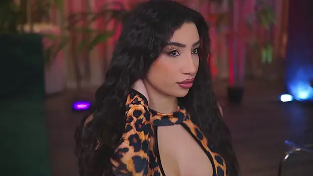 Snapshot of GinaValentinna chatting on 01-05-26, 07:50 GinaValentinna online show from 01-05-26, 07:50