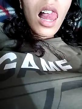 Snapshot of InLero chatting on 03-16-25, 06:53 InLero online show from 03-16-25, 06:53