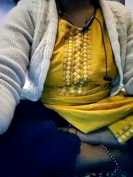 Snapshot of lovelyruhi chatting on 01-13-25, 10:47 lovelyruhi online show from 01-13-25, 10:47