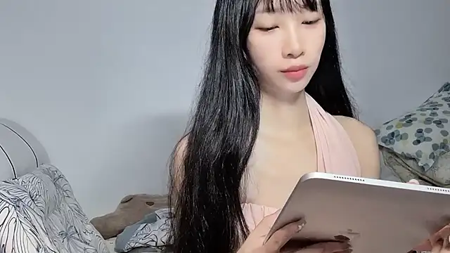Lili-2 online show from 07-18-26, 01:37