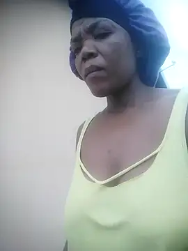 Snapshot of Feathergal69_ chatting on 12-08-24, 04:46 Feathergal69 online show from 12-08-24, 04:46