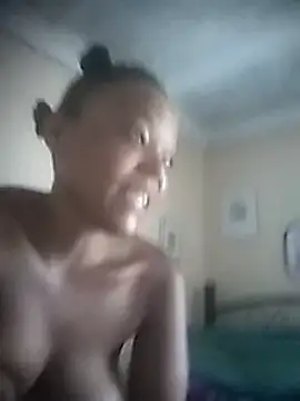 Snapshot of Feathergal69_ chatting on 12-19-24, 05:51 Feathergal69 online show from 12-19-24, 05:51