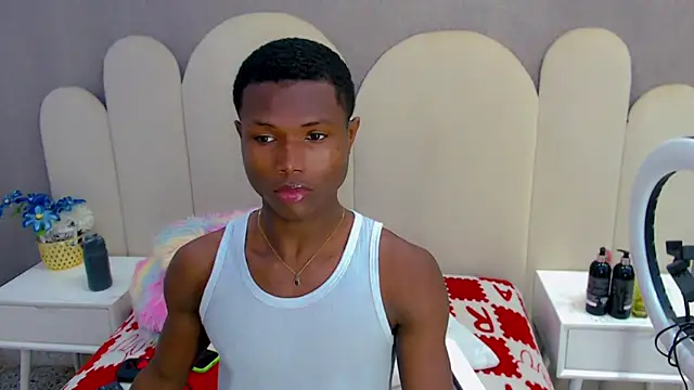 Snapshot of joel_blackcock chatting on 10-31-25, 03:13 joel blackcock online show from 10-31-25, 03:13