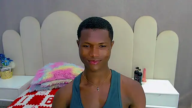 Snapshot of joel_blackcock chatting on 11-02-25, 03:58 joel blackcock online show from 11-02-25, 03:58