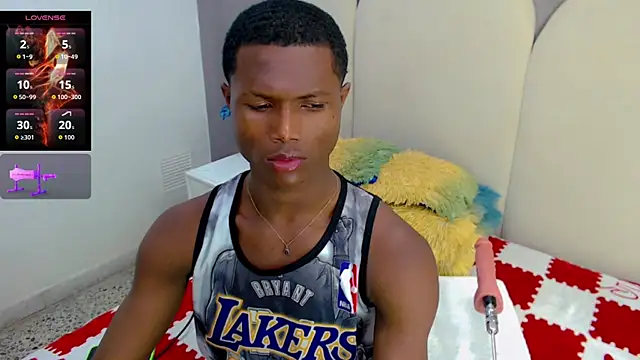 Snapshot of joel_blackcock chatting on 11-11-25, 03:23 joel blackcock online show from 11-11-25, 03:23