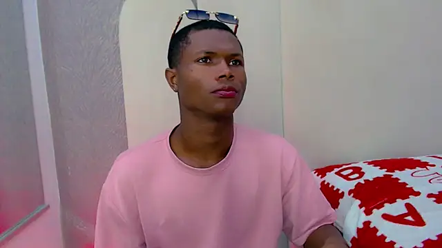 Snapshot of joel_blackcock chatting on 01-09-26, 03:15 joel blackcock online show from 01-09-26, 03:15