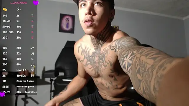 Nickhot0609 online show from 12-30-24, 10:12