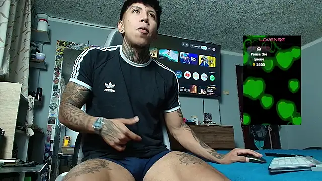 Nickhot0609 online show from 02-17-26, 01:13