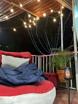 Snapshot of Edward_Milleer chatting on 12-28-24, 05:33 Edward Milleer online show from 12-28-24, 05:33