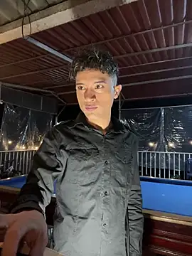 Snapshot of Edward_Milleer chatting on 01-01-25, 03:34 Edward Milleer online show from 01-01-25, 03:34