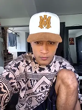 Snapshot of Edward_Milleer chatting on 11-03-25, 04:30 Edward Milleer online show from 11-03-25, 04:30