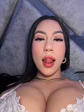 Snapshot of tammy_johnson_28 chatting on 09-27-25, 06:18 tammy johnson 28 online show from 09-27-25, 06:18