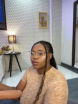 Makena gh online show from 03-20-25, 04:29