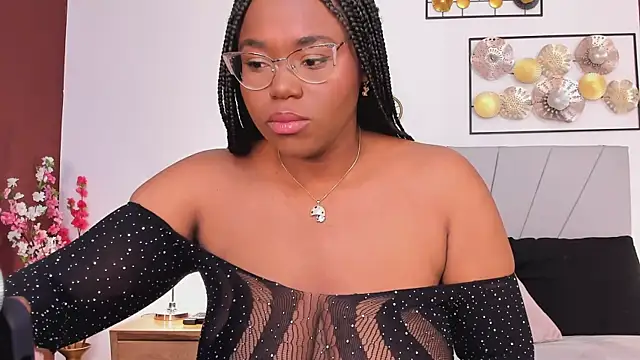 Makena gh online show from 09-19-25, 03:41