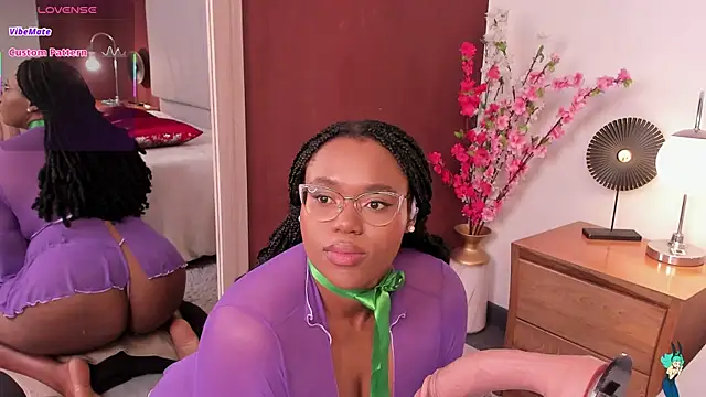 Snapshot of Makena_gh chatting on 05-22-26, 03:46 Makena gh online show from 05-22-26, 03:46