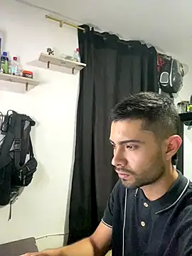 Jestebanano online show from 12-15-25, 03:22