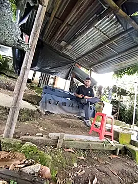 Jestebanano online show from 04-28-26, 12:43