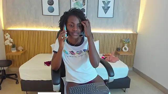 Snapshot of kenya_stone_1 chatting on 07-18-26, 08:56 kenya stone 1 online show from 07-18-26, 08:56