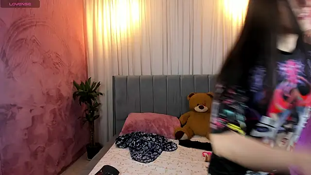 Snapshot of HakuRukushka chatting on 01-22-25, 04:23 HakuRukushka online show from 01-22-25, 04:23