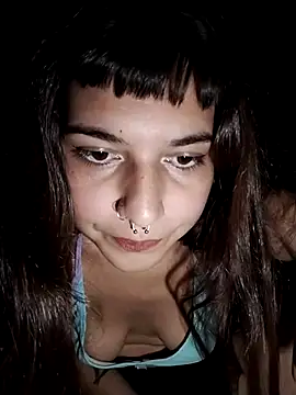 Snapshot of Cloeegoth chatting on 02-18-25, 02:59 Cloeegoth online show from 02-18-25, 02:59