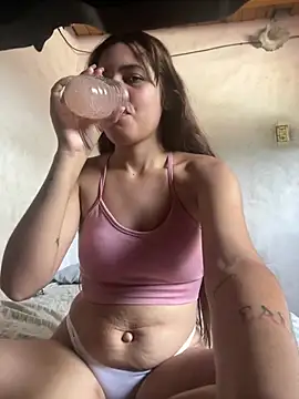 Cloeegoth online show from 02-11-26, 04:45