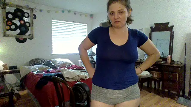 sophiarica online show from 04-28-26, 10:59