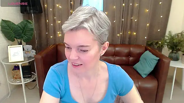 Snapshot of Cutie_Erikaa1 chatting on 12-27-24, 05:42 Cutie Erikaa1 online show from 12-27-24, 05:42