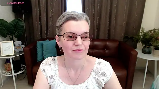 Snapshot of Cutie_Erikaa1 chatting on 01-04-25, 08:39 Cutie Erikaa1 online show from 01-04-25, 08:39