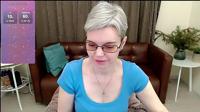 Snapshot of Cutie_Erikaa1 chatting on 01-17-25, 02:08 Cutie Erikaa1 online show from 01-17-25, 02:08
