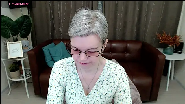 Snapshot of Cutie_Erikaa1 chatting on 01-22-25, 02:37 Cutie Erikaa1 online show from 01-22-25, 02:37