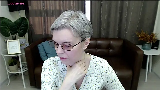 Snapshot of Cutie_Erikaa1 chatting on 01-22-25, 05:48 Cutie Erikaa1 online show from 01-22-25, 05:48