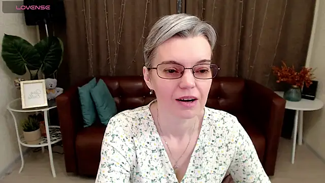 Snapshot of Cutie_Erikaa1 chatting on 01-23-25, 02:33 Cutie Erikaa1 online show from 01-23-25, 02:33