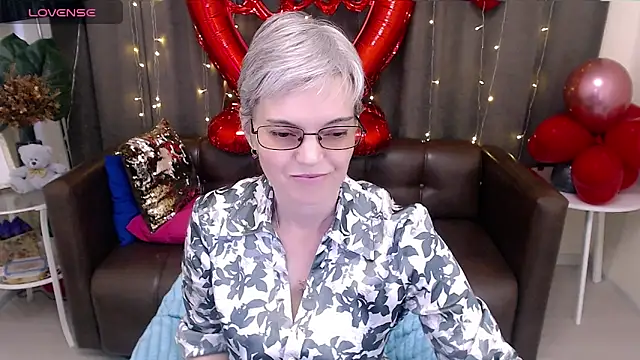 Snapshot of Cutie_Erikaa1 chatting on 02-12-25, 06:51 Cutie Erikaa1 online show from 02-12-25, 06:51