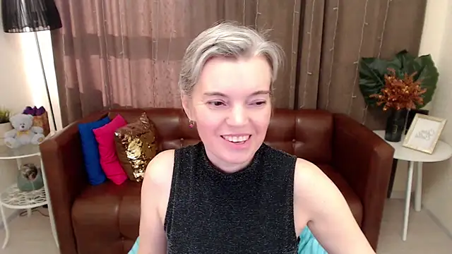 Snapshot of Cutie_Erikaa1 chatting on 02-23-25, 05:34 Cutie Erikaa1 online show from 02-23-25, 05:34