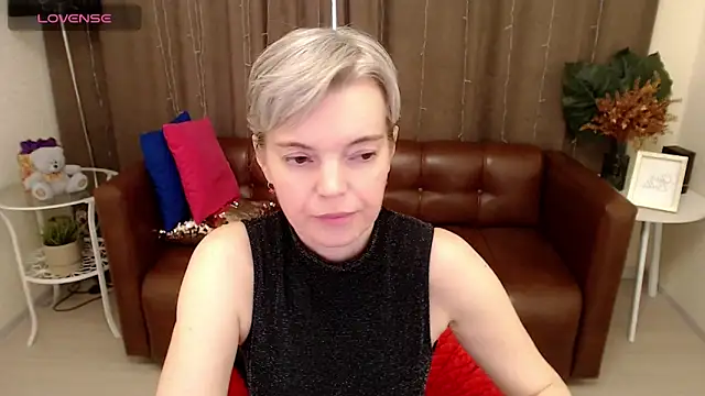 Snapshot of Cutie_Erikaa1 chatting on 03-23-25, 08:59 Cutie Erikaa1 online show from 03-23-25, 08:59