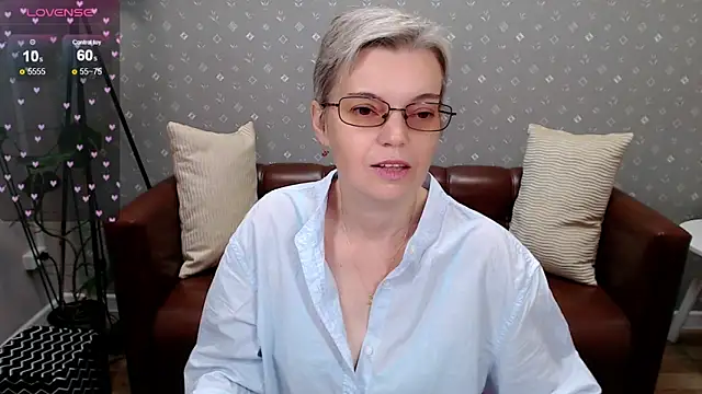 Snapshot of Cutie_Erikaa1 chatting on 10-12-25, 02:32 Cutie Erikaa1 online show from 10-12-25, 02:32